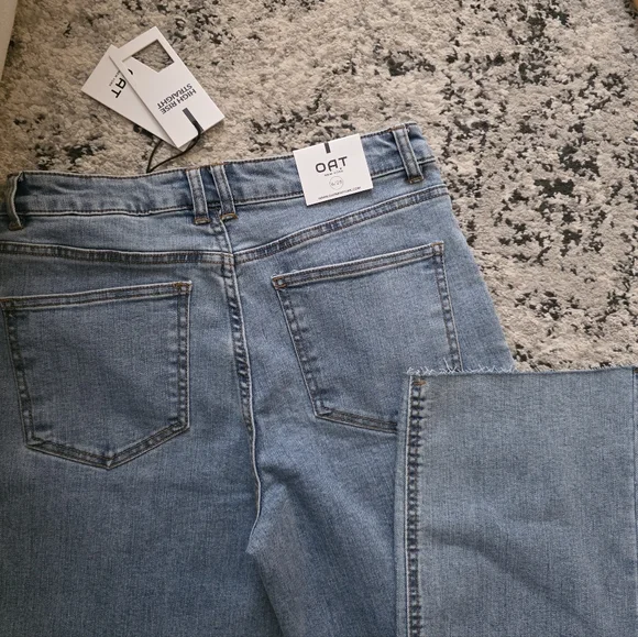 OAT Highrise Straight Jeans Raw Hem Womens 6/28 NWT Light Wash Blue Western Boho - Picture 5 of 7